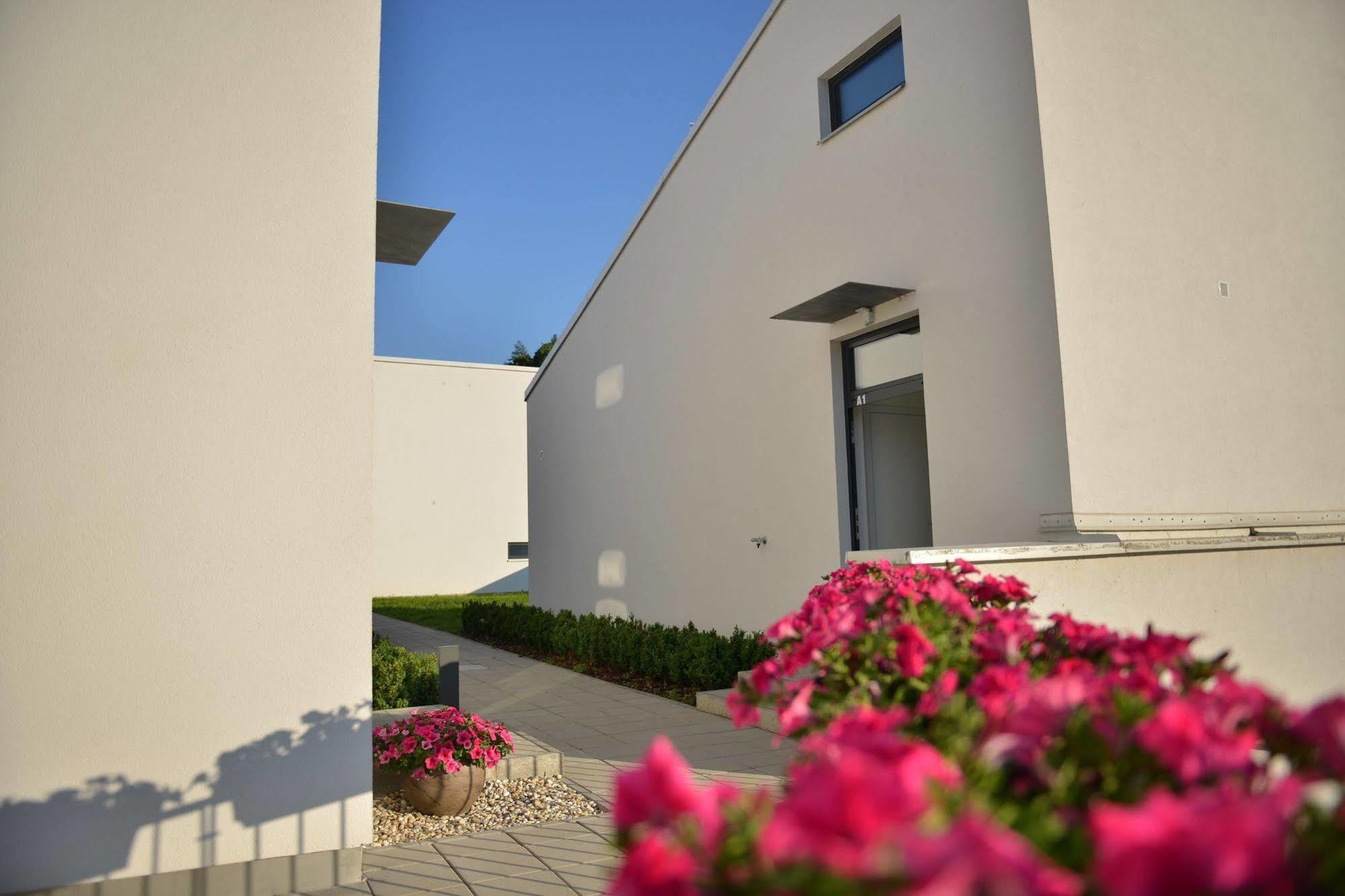 Apartmany Eden - Rezidence Luhačovice Extérieur photo